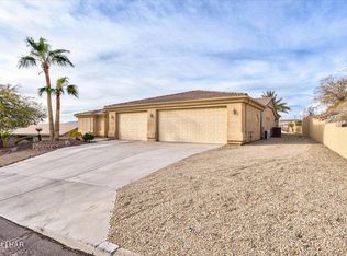 3045 Pepperwood Dr, Lake Havasu City, AZ 86404