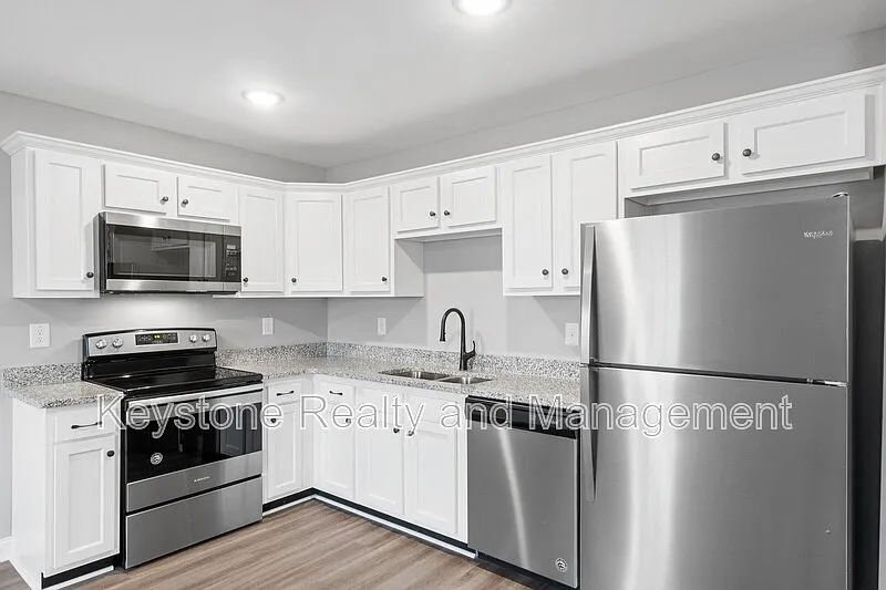Heritage Pointe Drive — Photo 4