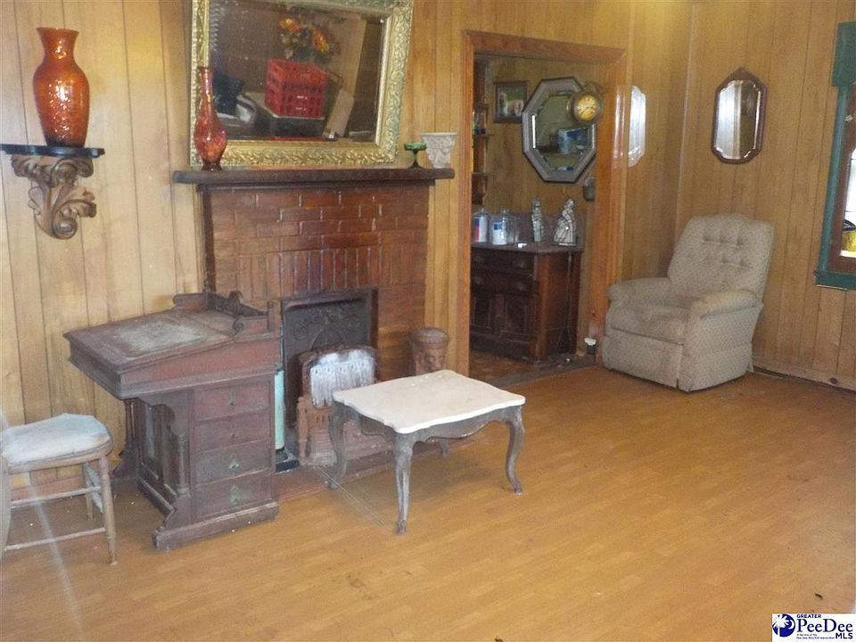 2nd image of 120 Livingston Ave