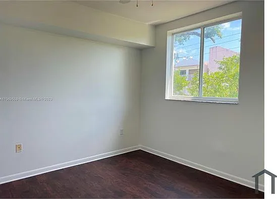 2600 NW 23rd Ct #303 — Photo 2