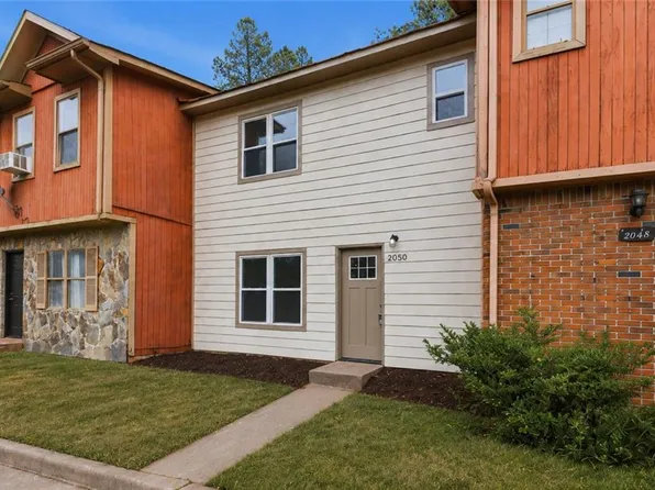 2050 Lenoa Ln, Mableton, GA 30106