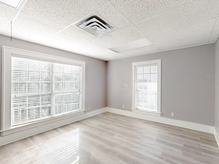 409 W Main St — Photo 13