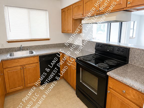 4th image of 114 NW 3rd Pl #G