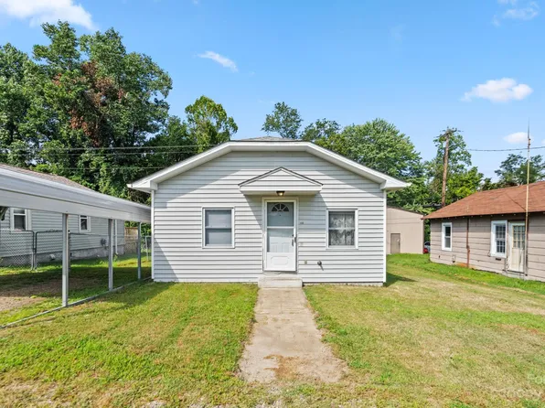 126 Central Ave, Swannanoa, NC 28778