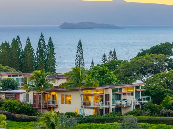 209 Holokahiki Ln #7D, Kihei, HI 96753