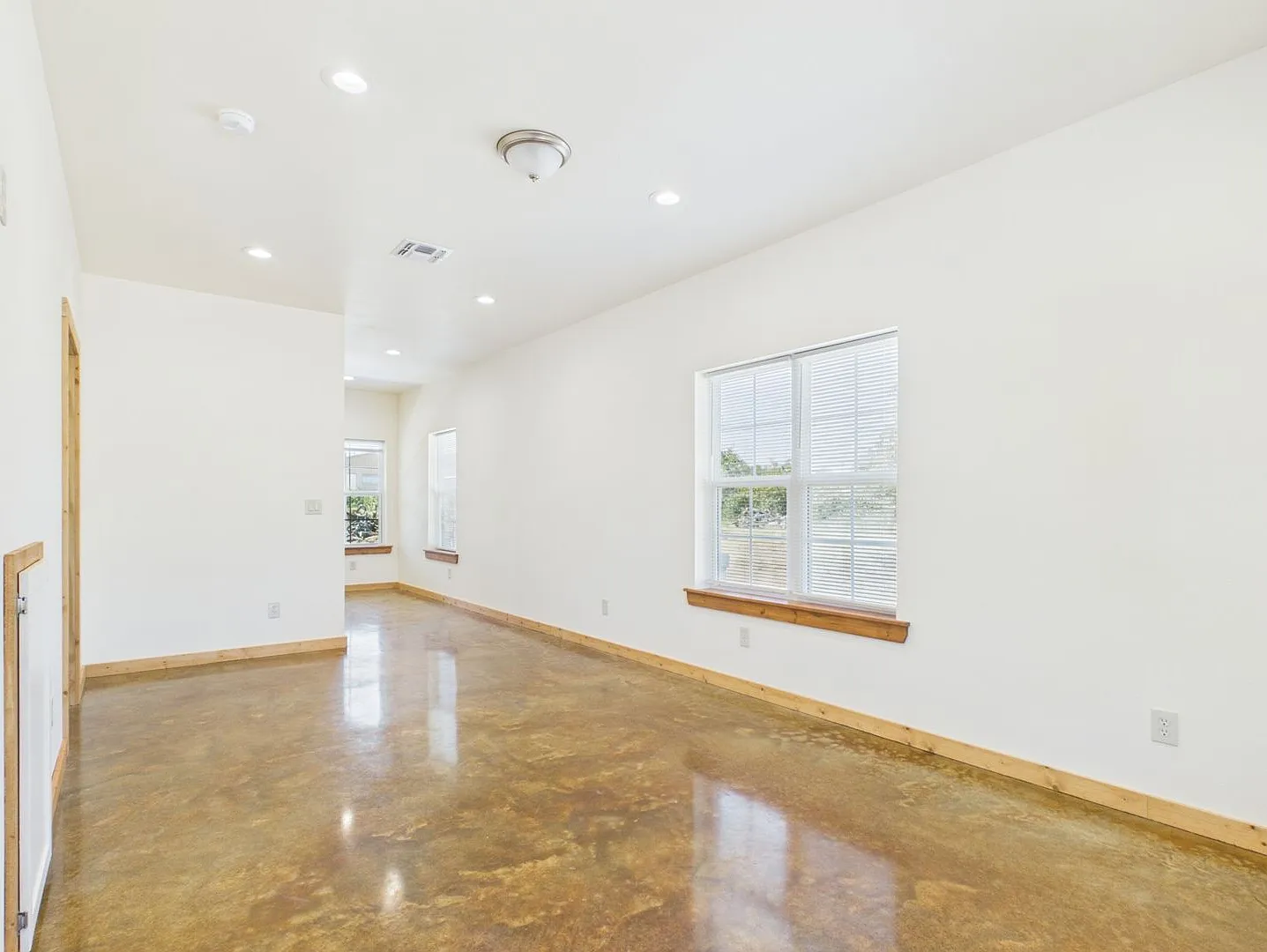 Move-In Ready 2BR Home with Washer/Dryer, Private Patio & Outdoor Storage — Photo 4
