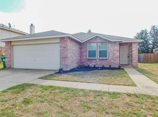 3230 Andalusian Dr, Denton, TX 76210