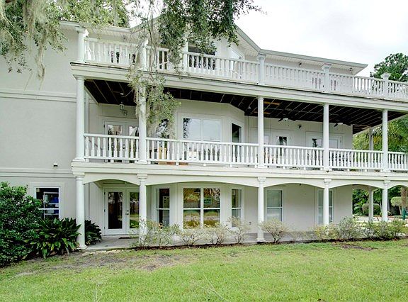 3rd image of 101 Serenity Ln