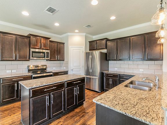 5th image of 5612 Drury Ln