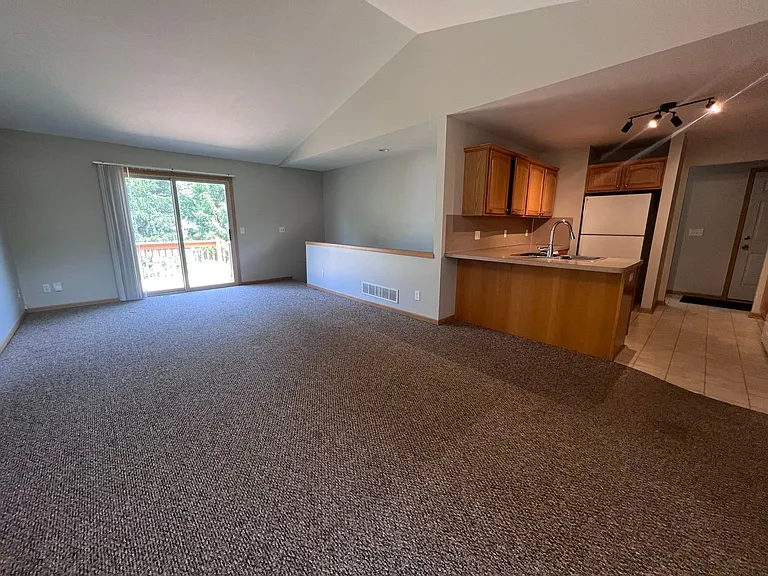 3739 Kinnrow Ct NW — Photo 6