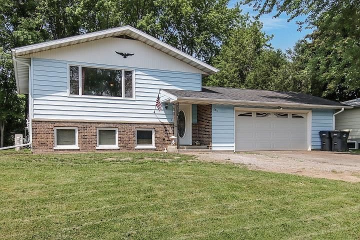 1st image of 2211 East LAWRAINE STREET