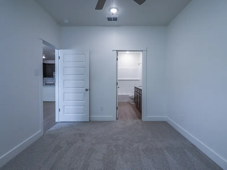 618 Campus St #1 — Photo 15