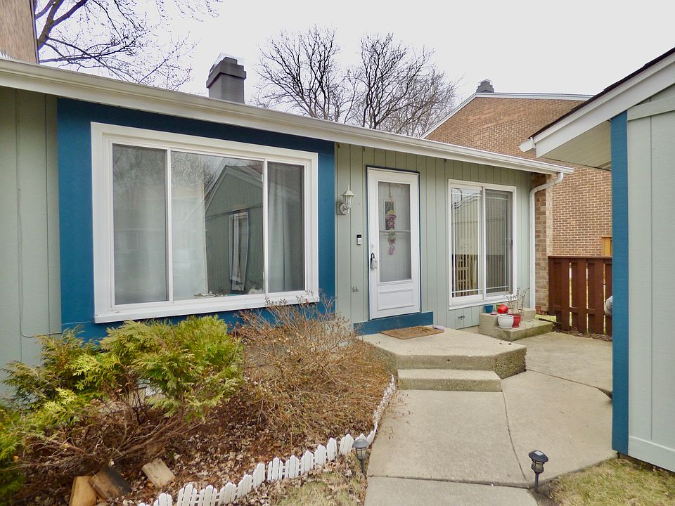 1st image of 227 Willow Ln