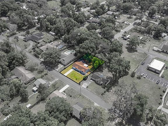 2nd image of 37032 McMinn Ave