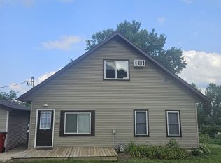 1154 Sugar Loaf Rd, Winona, MN 55987