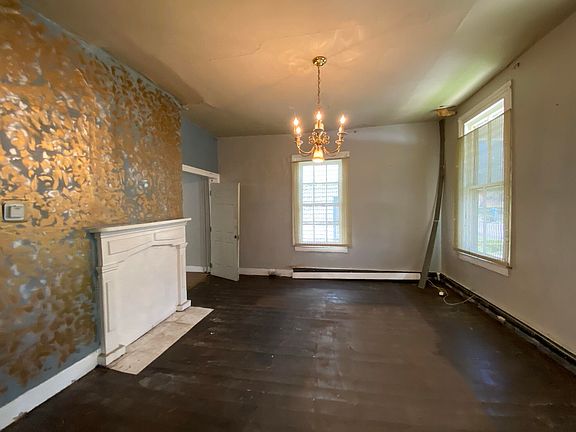 4th image of 231 New St
