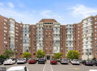 3200 N Leisure World Blvd APT 907, Silver Spring, MD 20906