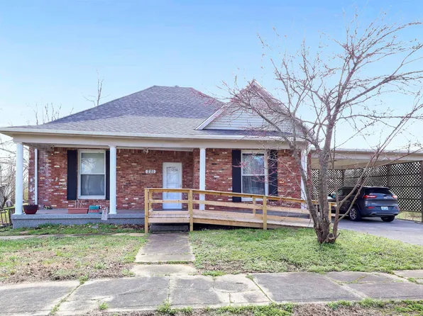 221 Hall St, Clay, KY 42404