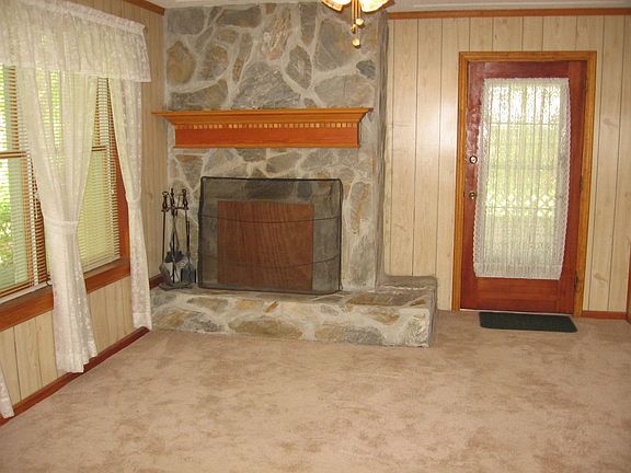 2nd image of 214 Neil Ave
