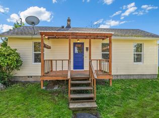 1607 10th St, Anacortes, WA 98221