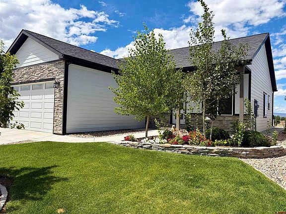 3rd image of 1501 Excelsior Creek Avenue
