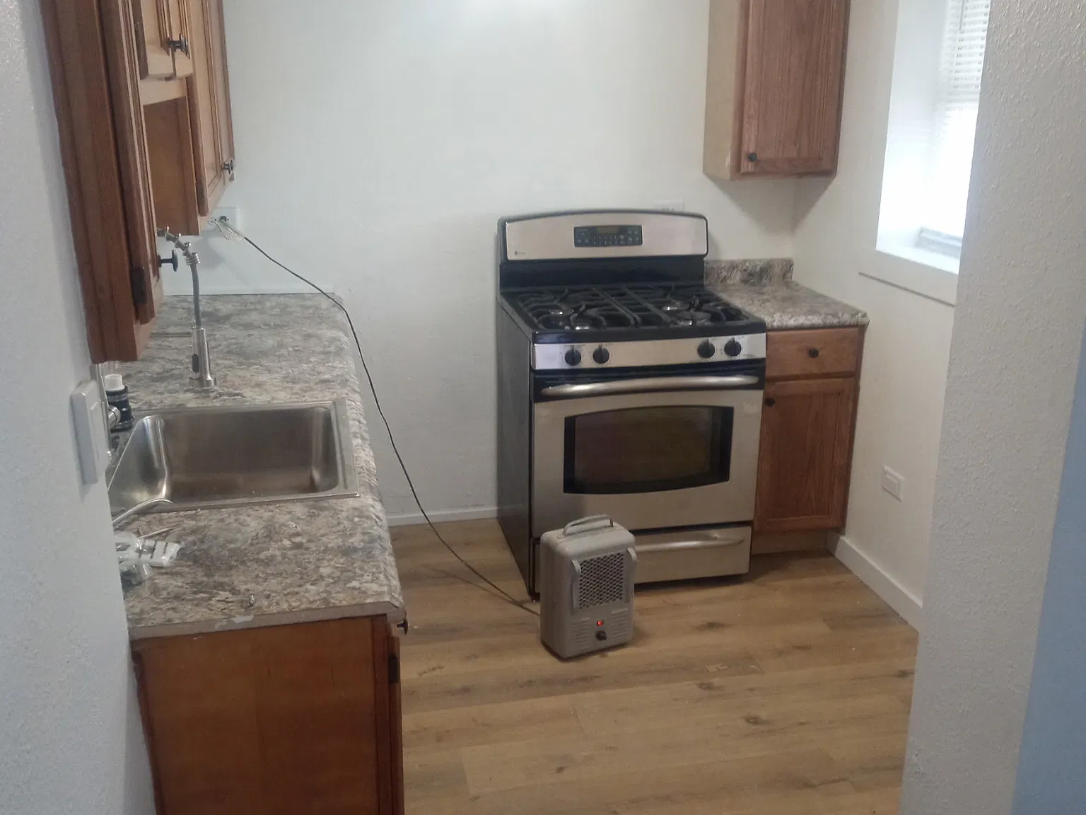 1 bed, 576 sqft, $650 — Photo 2