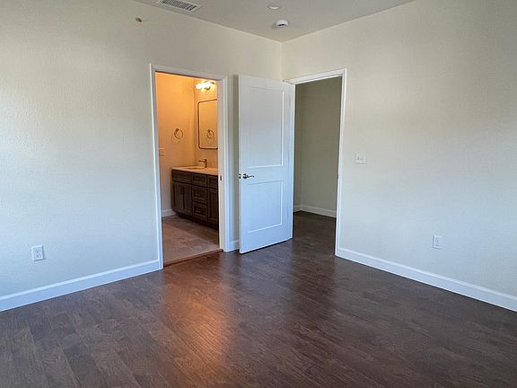 5th image of 2317 W Avenue 135th