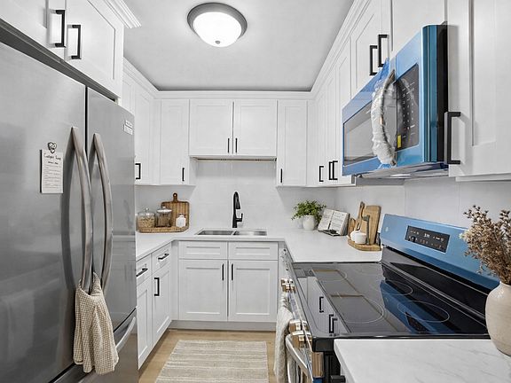 4th image of 12639 S Kostner Ave APT 3C