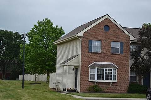 1st image of 758 Richard Ct