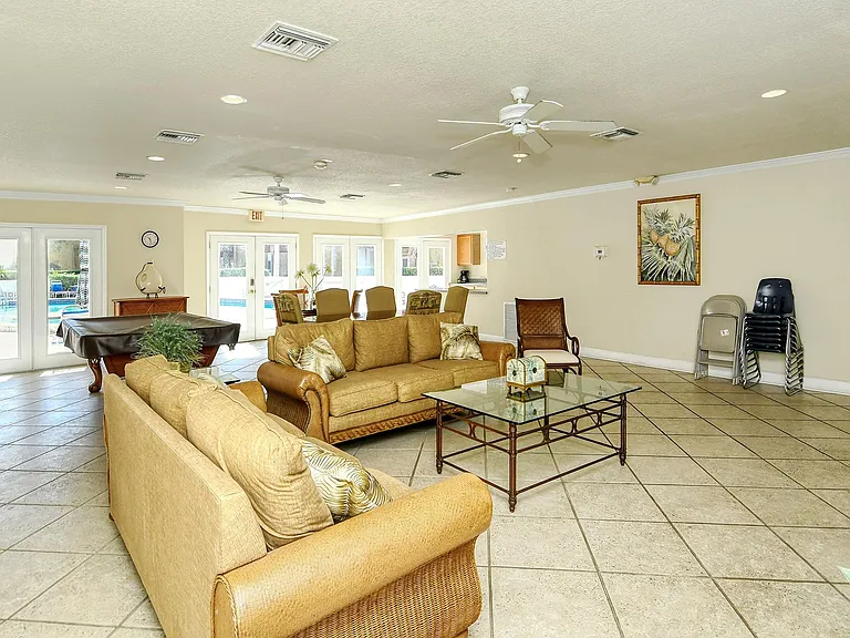 1877 Toucan Way #400 — Photo 32