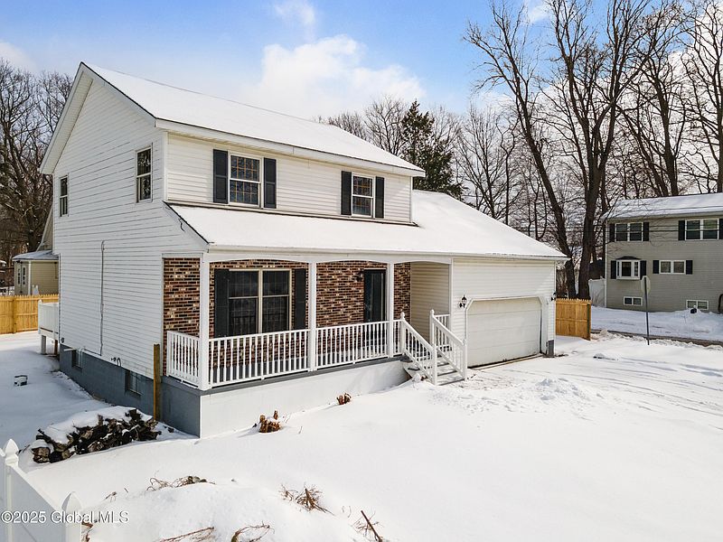 2nd image of 3235 Parker Road