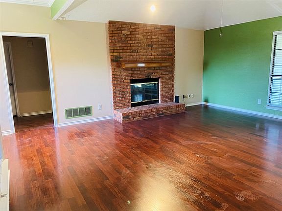 3rd image of 4744 Montego Bay Dr
