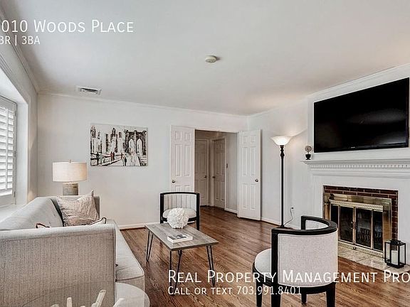 4th image of 1010 Woods Pl