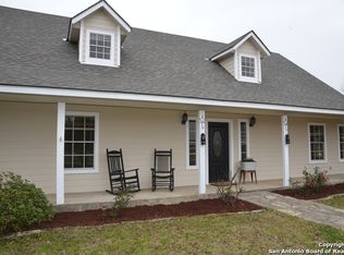 205 County Road 480, Castroville, TX 78009