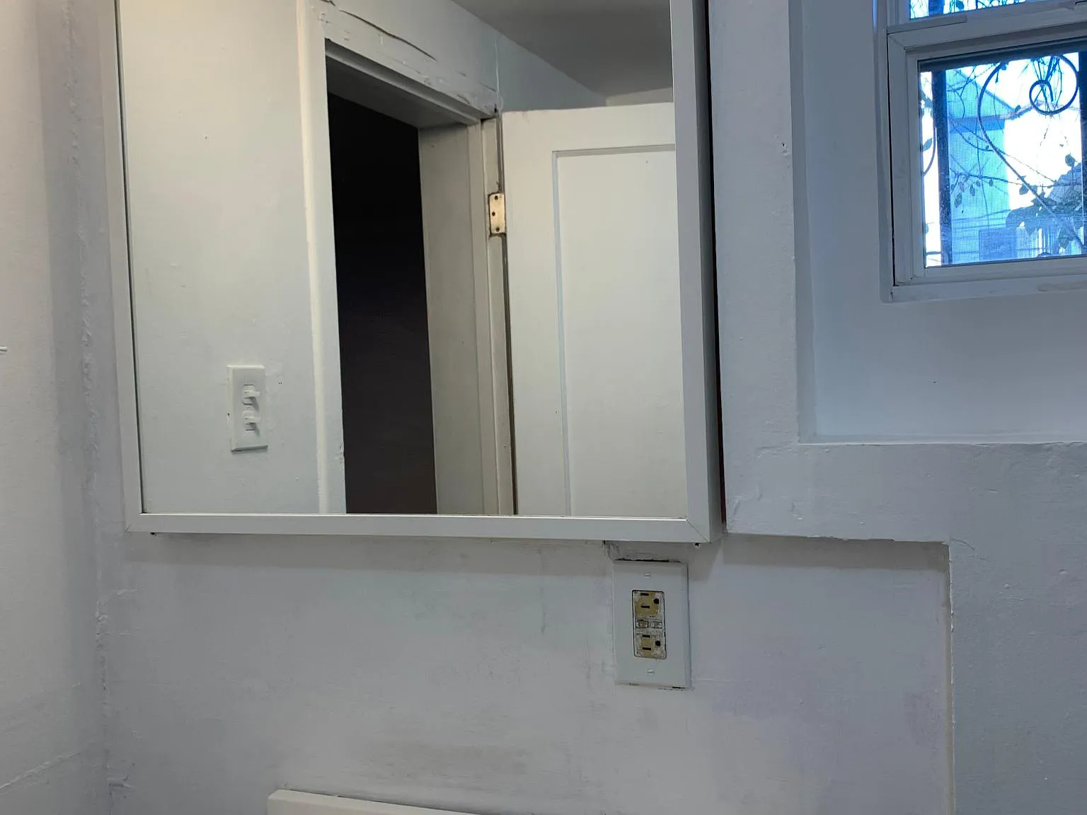 Studio, 600 sqft, $1,650 — Photo 3