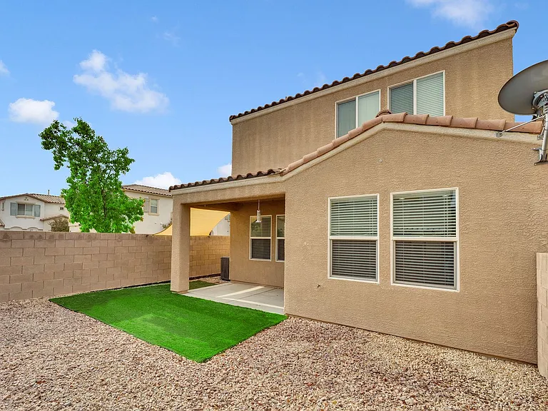 1548 Otero Valley Ct — Photo 24