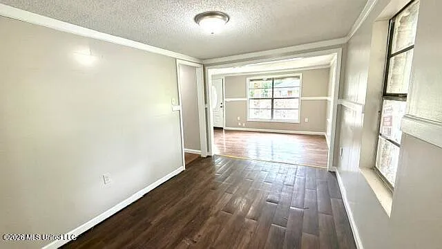 5125 Community Ave — Photo 7