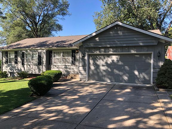 2nd image of 8818 Benson Dr
