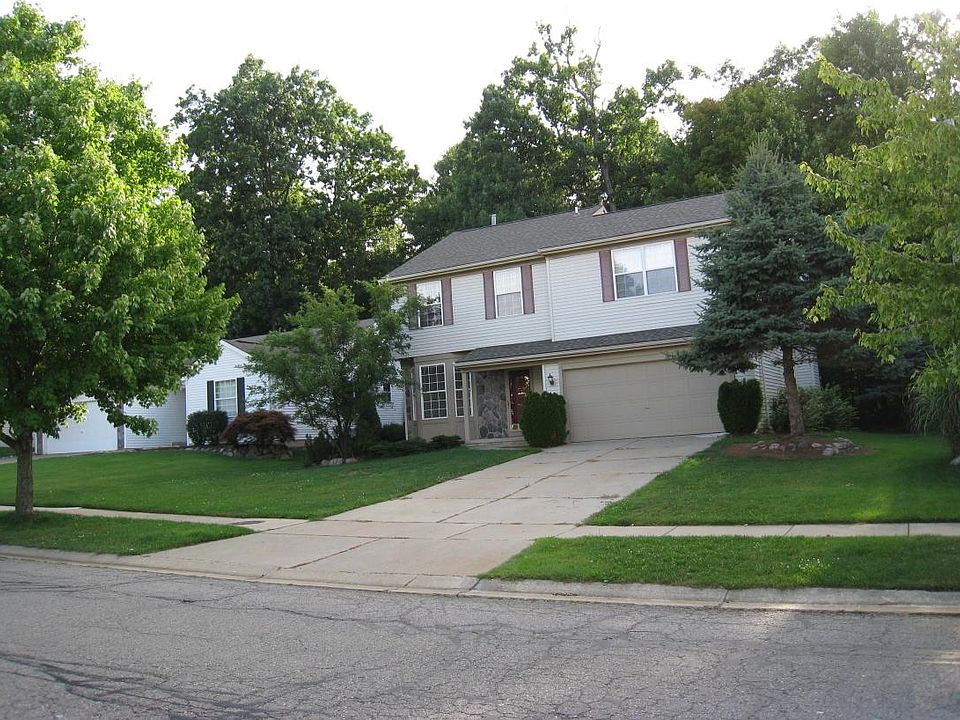 1727 Andover Blvd