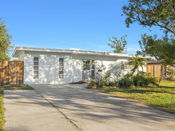 3637 63rd St N, Saint Petersburg, FL 33710