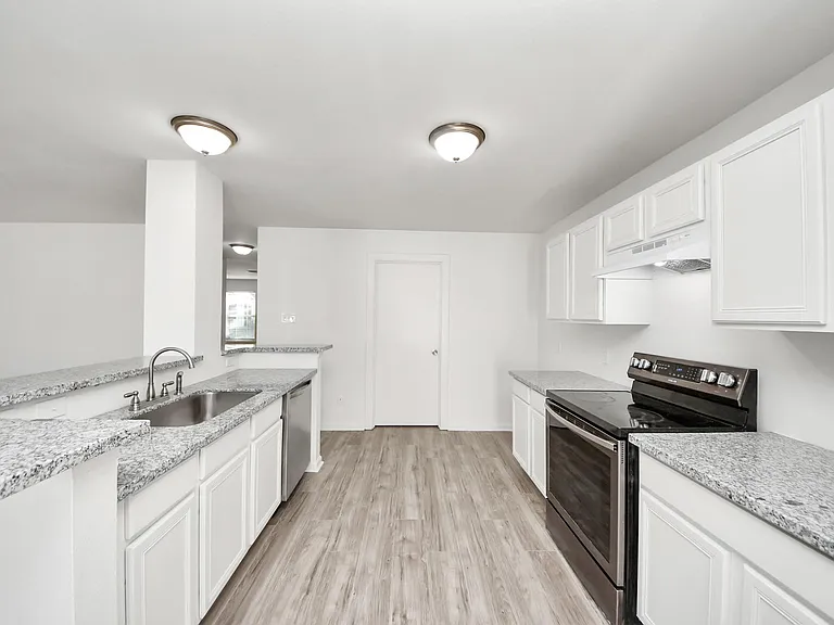 20623 Patriot Park Ln — Photo 15