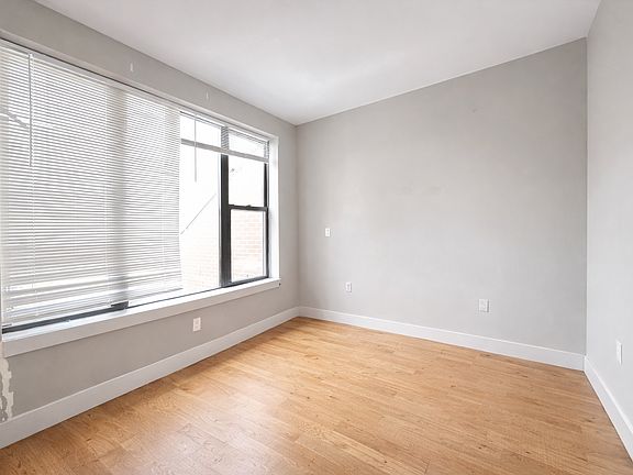 3rd image of 243 Harman St APT 3R