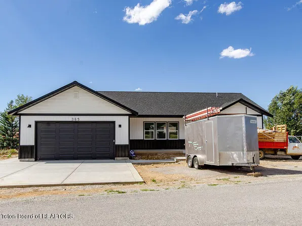 365 Scrub Oak Dr, Thayne, WY 83127