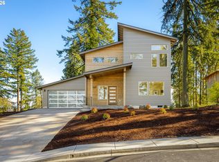 2969 Capital Dr, Eugene, OR