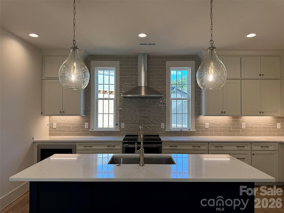 2nd image of 241 Davidson Gateway Dr