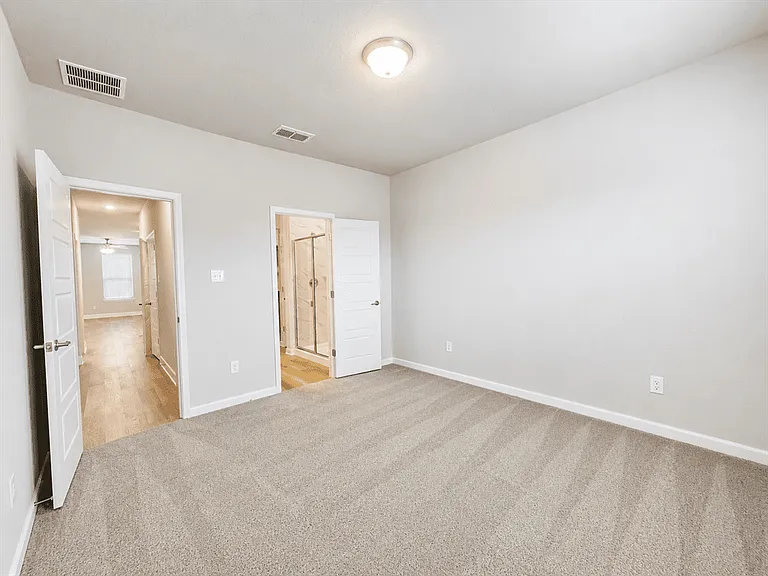 7204 Magnolia Crk #101 — Photo 18