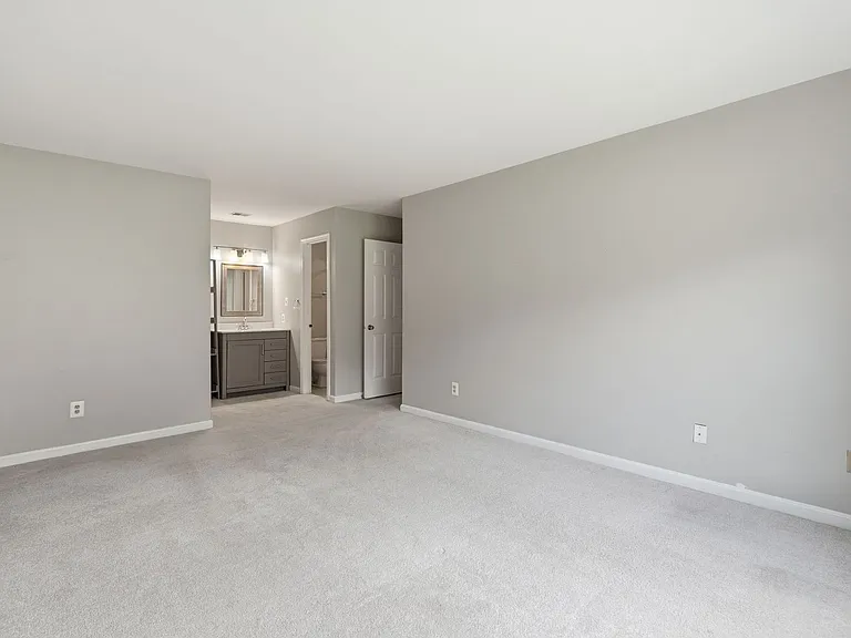 2822 Lee Oaks Pl #101 — Photo 10