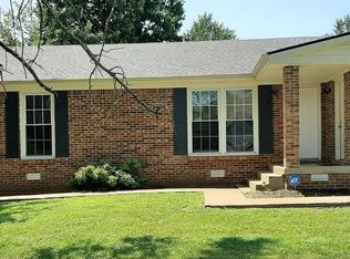211 Hunter Dr APT B, Columbia, TN 38401