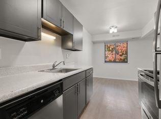Lafayette Park Place - Detroit, MI, Detroit, MI 48207