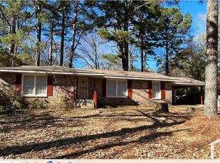 3141 Peterson Dr, Jackson, MS 39212